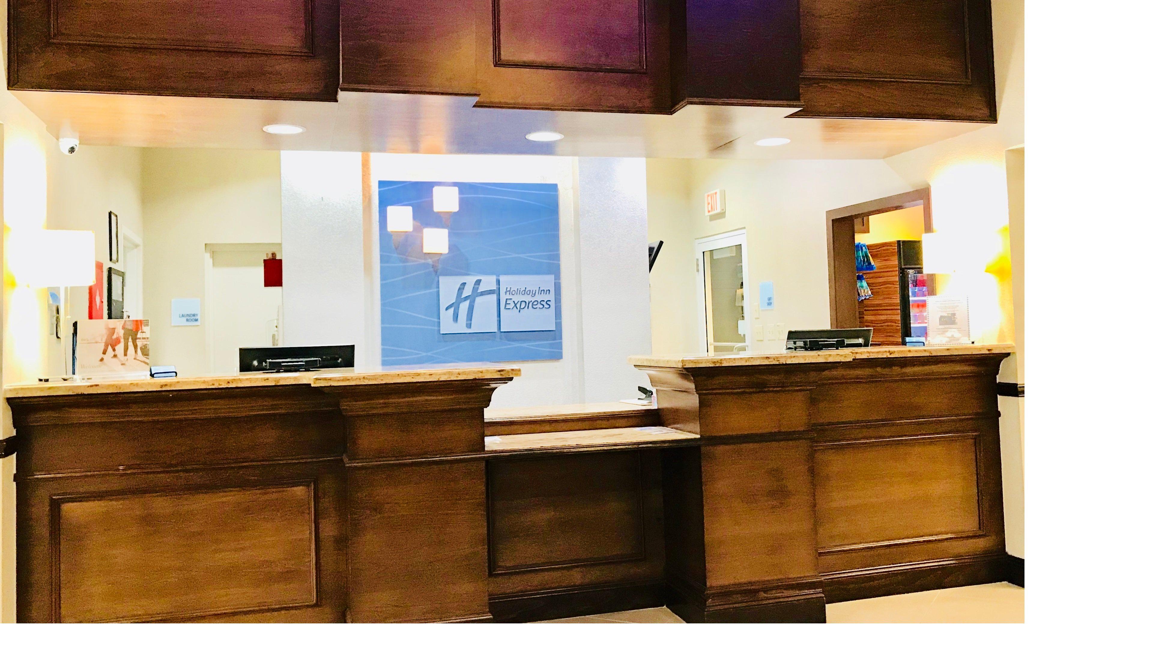 Holiday Inn Express & Suites Miami Kendall By Ihg Country Walk Exterior foto