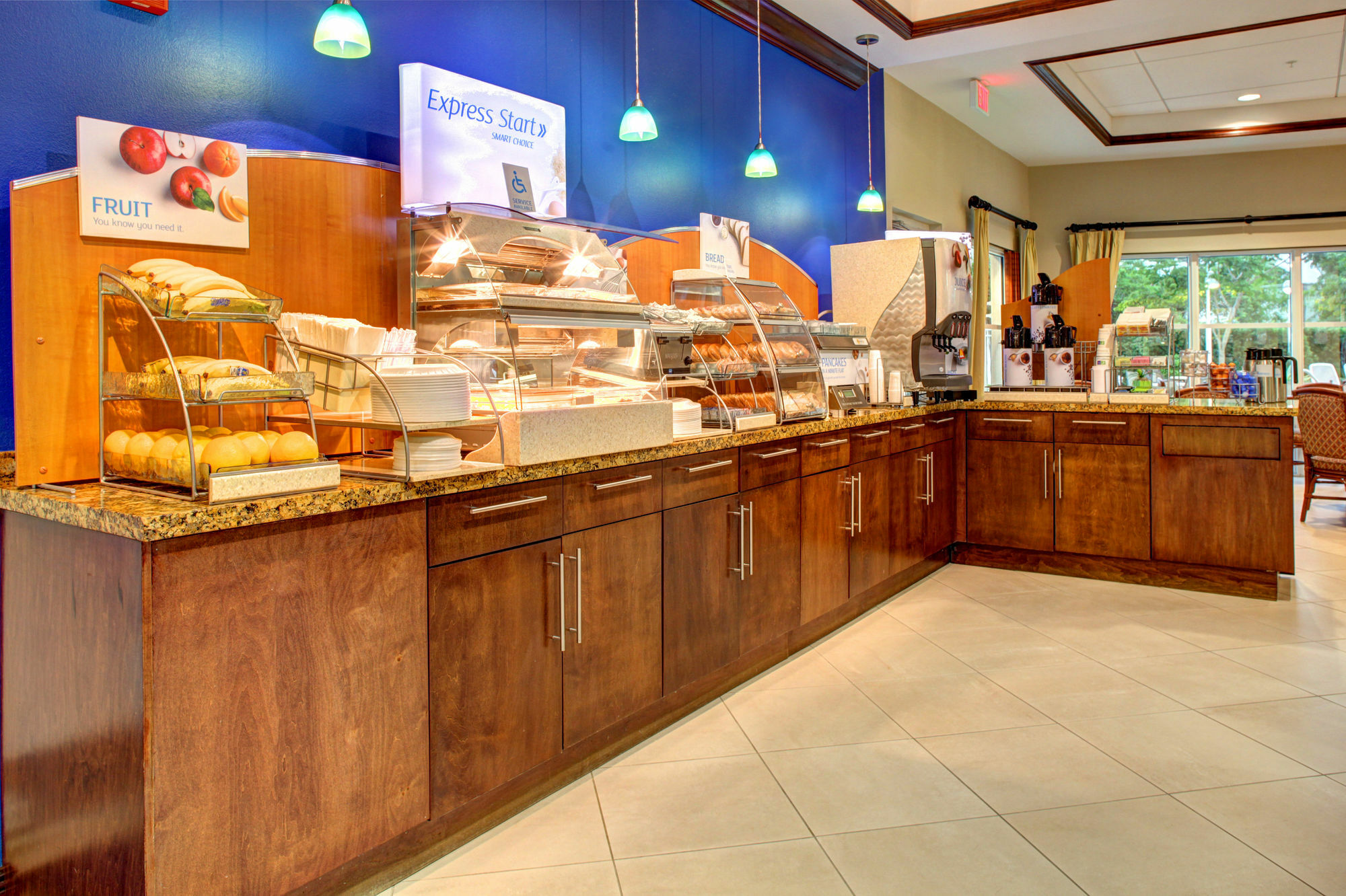 Holiday Inn Express & Suites Miami Kendall By Ihg Country Walk Exterior foto